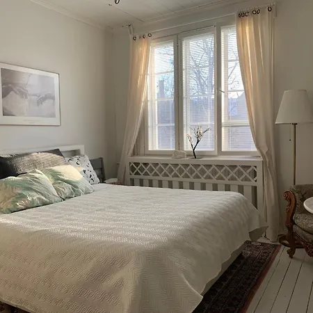 Center 2-bedroom Unique 2 Bath * Tampere