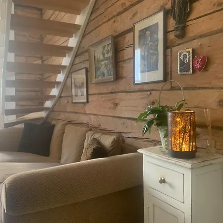 Center 2-bedroom Unique 2 Bath Tampere