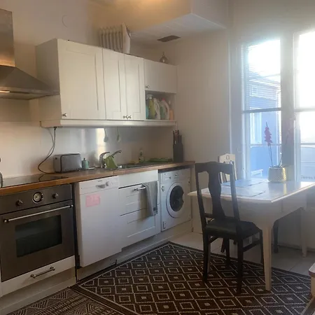 Center 2-bedroom Unique 2 Bath Huoneisto Tampere